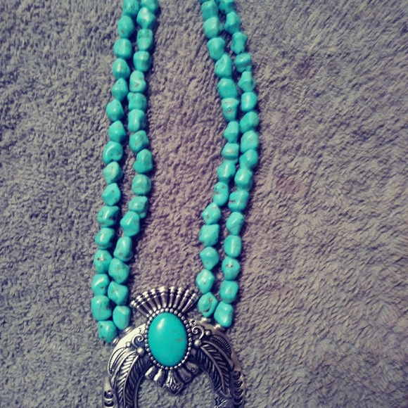 Necklace.... If you've yet to make it to to the - Picture 3 of 5